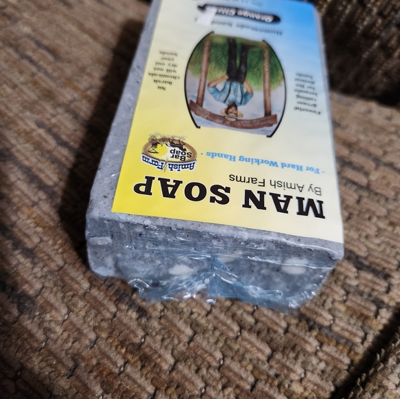 Amish Farms Man Soap 1 Huge Bar 11oz Orange Scent Exfoliating Grease Cutting - Picture 6 of 8